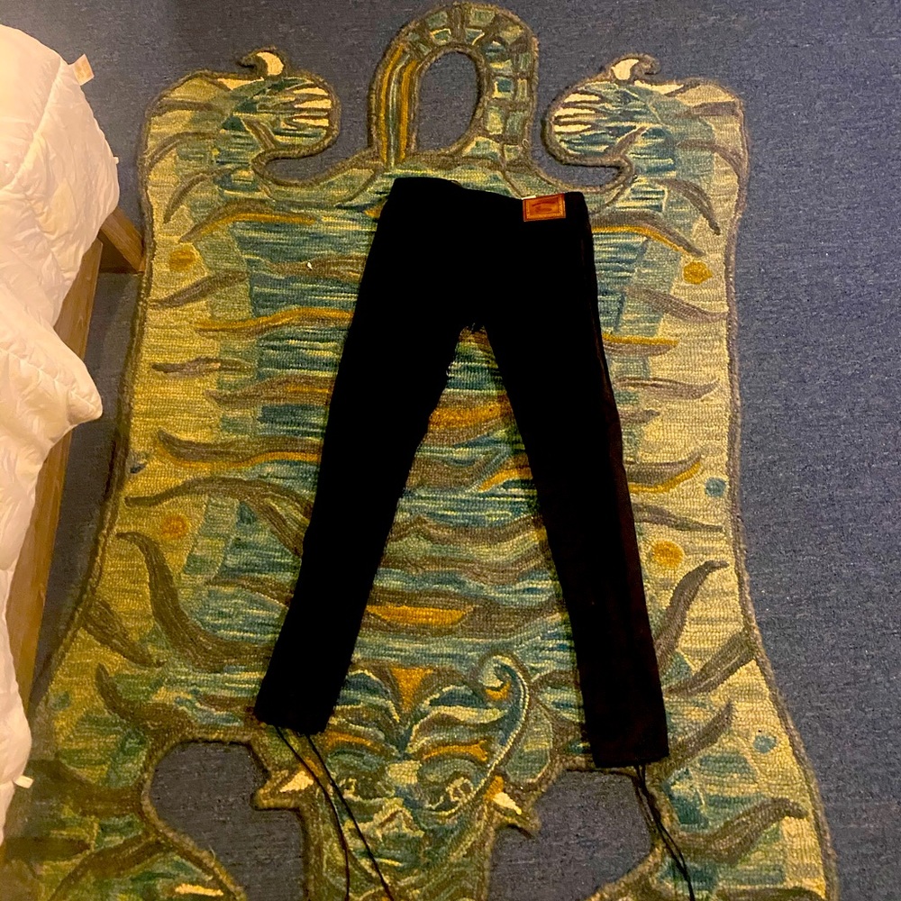 Black Gucci jeans